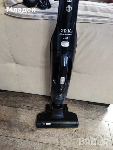 Безжична прахосмукачка 2 в 1 Bosch, снимка 2 - Прахосмукачки - 53784948
