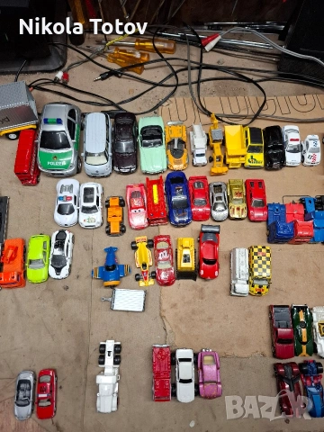Продават се бирени камиончета и метални колички , снимка 10 - Колекции - 53436328