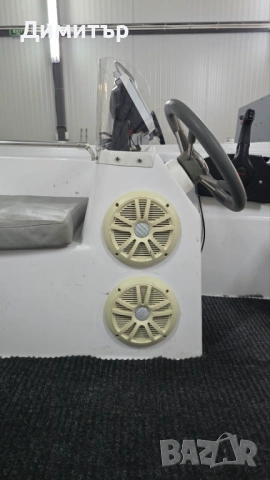 Лодка Gobbi 430 + ДВИГАТЕЛ + КОЛЕСАР, снимка 8 - Воден транспорт - 54017875