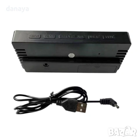 6441 LED дигитален настолен часовник с голям дисплей и температура, снимка 3 - Стенни часовници - 53654808