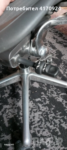 Herman Miller Aeron REMASTERED Graphite, снимка 4 - Столове - 53141418