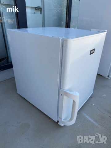 Малък - Мини фризер Зануси , снимка 3 - Фризери - 52494773