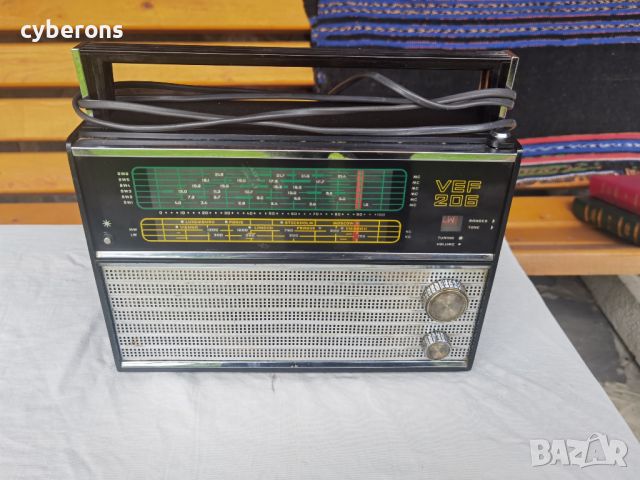 радио VEF 206, снимка 4 - Антикварни и старинни предмети - 45808529