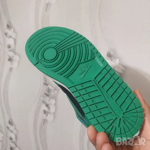 оригинални маратонки  Nike Air Jordan 1 Retro Mid Lucky Green Aquatone номер 36 -36,5, снимка 8 - Маратонки - 47466124