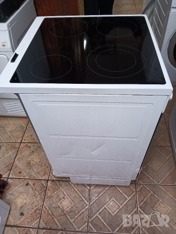 Като нова свободно стояща печка с керамичен плот Voss с две години гаранция!, снимка 10 - Печки, фурни - 53568249