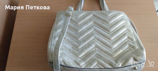 Дамска чанта Marta Ponti златиста от естествена кожа , снимка 1 - Чанти - 45917668
