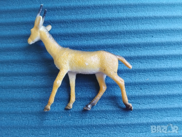 Антилопа - фигурка животно 