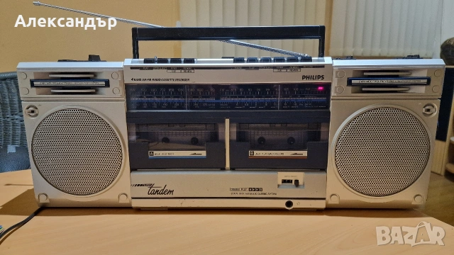 Радио касетофон Philips
