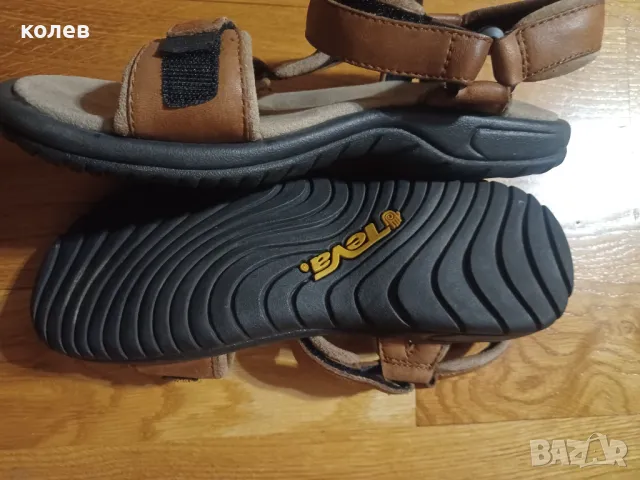 Женски кожени сандали teva 37 номер, снимка 2 - Сандали - 50257905