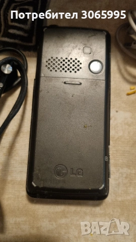 много рядък телефон пълен комплект, снимка 4 - LG - 53713271