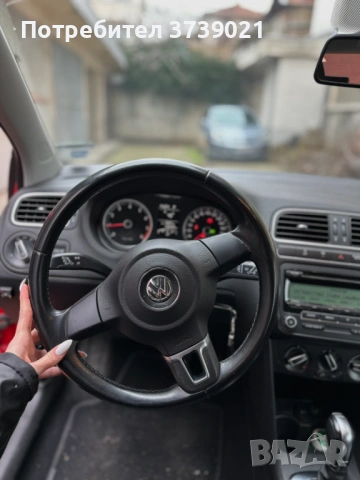 Фолксваген поло 1.4 автоматик , снимка 9 - Автомобили и джипове - 53204754