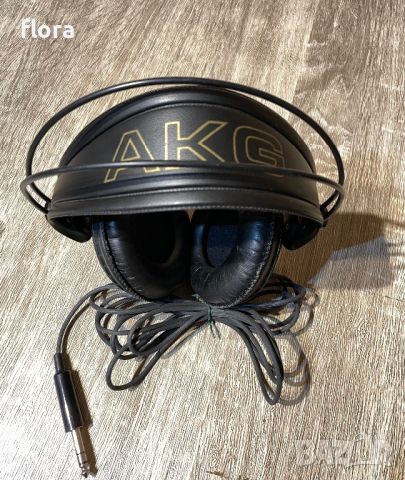 Vintage AKG K240 Studio Monitor Over Ear Headphones 600 Ohms Made in Austria, снимка 3 - Слушалки и портативни колонки - 45935518