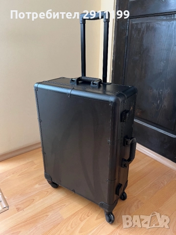 Голям куфар за грим и козметика Luvodi, снимка 2 - Друго оборудване - 52430990