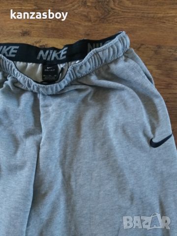 nike - страхотни къси панталони 2ХЛ, снимка 6 - Спортни дрехи, екипи - 46760877