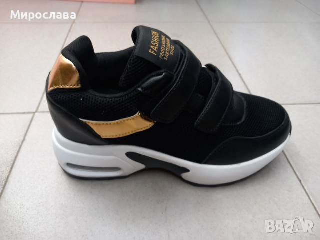 Дамски маратонки с вътрешна платформа, снимка 1