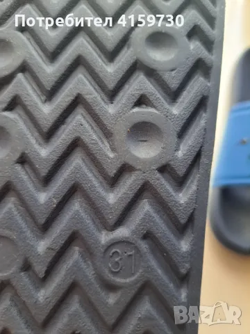 Чехли за дете, снимка 2 - Детски сандали и чехли - 49799737