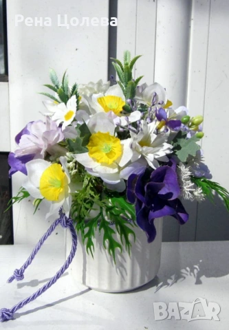Пролетни цветя в кашпа, снимка 2 - Подаръци за имен ден - 53944419
