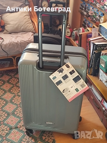 Нов куфар Passenger 77 л. Луксозен 