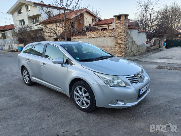 Toyota Avensis 2.2D 150ps EURO5B oбслужен, снимка 4 - Автомобили и джипове - 53938041