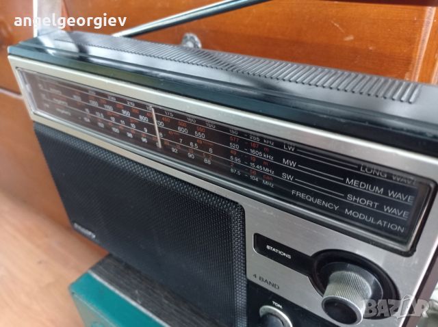 Радио Philips 90AL590
. 1980г., снимка 3 - Радиокасетофони, транзистори - 45962530