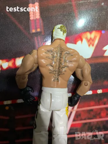 Екшън фигура WWE Rey Mysterio Рей Мистерио 2003 White Jakks Pacific USA figure играчка, снимка 17 - Фигурки - 48437775