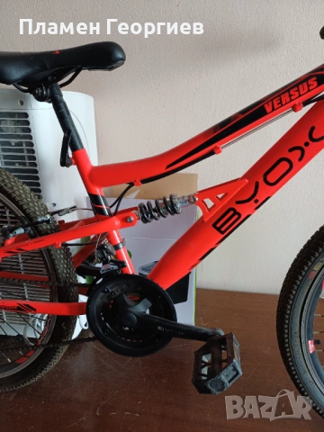 Продавам колело с 18 ск. И централен амортисьор, снимка 3 - Велосипеди - 53925919