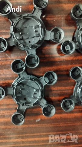 Audi капачки за джанта с номер 4F0601165N - 4бр, снимка 12 - Части - 52900675