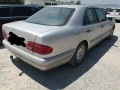 Мерцедес Е250-1997г., снимка 3