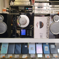 Аудиосистема Grundig Cirflexx UMS 5400 DEC Има радио, диск, ubs, памет карта, mp3, дистанционно със , снимка 1 - Аудиосистеми - 44988537