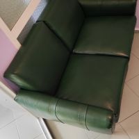 Спешно диван и две табуретки продавам изгодно, снимка 2 - Дивани и мека мебел - 45629909