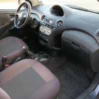 toyota yaris 1.0 benzin, снимка 7 - Автомобили и джипове - 45135666