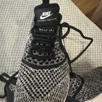 Nike , снимка 3 - Дамски ежедневни обувки - 45322390