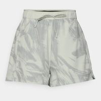 Calvin Klein  women's shorts , снимка 4 - Къси панталони и бермуди - 45763860