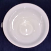 Ретро детска керамична чаша с заек и момче, снимка 4 - Антикварни и старинни предмети - 45693496