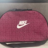 Сак/Чанта Nike, снимка 1 - Чанти - 45322502