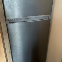 Хладилник Краун, снимка 1 - Хладилници - 45056043