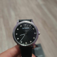 Оригинален дамски часовник Emporio Armani с гаранция, снимка 7 - Дамски - 45022435