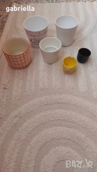 Различни кашпи, снимка 1