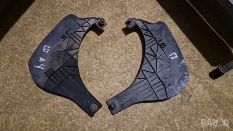 стойка държач Ауди А4 Б6 Audi A4 B6 stoyka durjach farove фарове, снимка 1