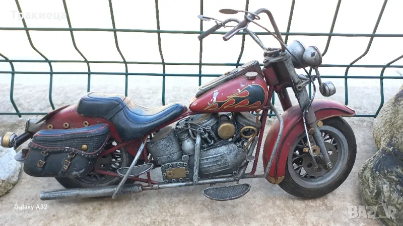 МЕТАЛЕН МОТОР МАКЕТ МОДЕЛ ИГРАЧКА , снимка 1