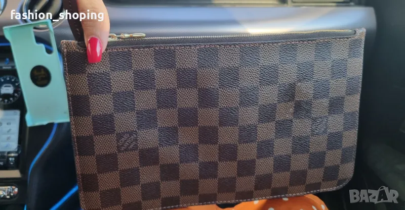 Дамска чанта Louis Vuitton damier ebene canvas pochette, снимка 1