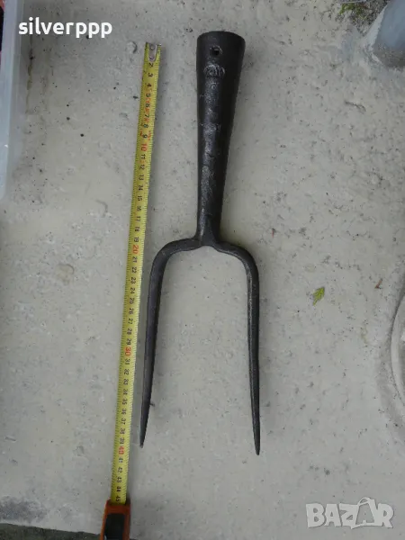  Масивен кован двузъбец , снимка 1