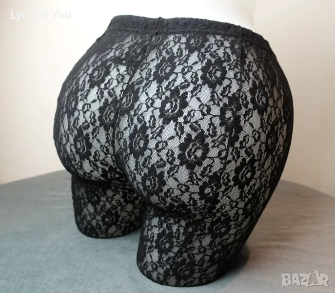 Calzedonia S/M черен дантелен чорапогащник с черен ръб по краката, снимка 1