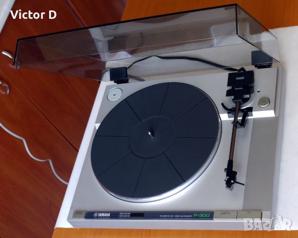 YAMAHA P-300 - Грамофон Direct Drive, снимка 2 - Грамофони - 45930129