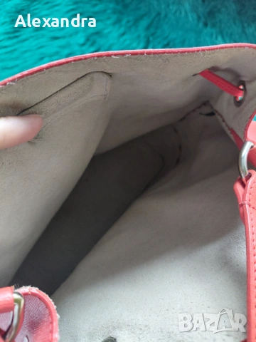 Червена чанта Furla, снимка 4 - Чанти - 54087143