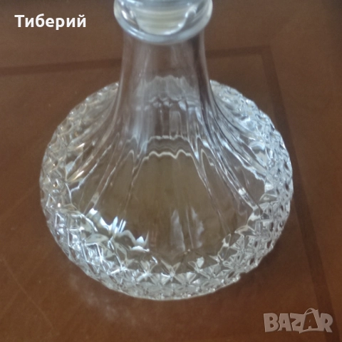 Кристална гарафа, снимка 3 - Декорация за дома - 52103830