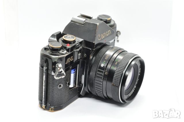 Фотоапарат Canon A-1 с обектив, снимка 6 - Фотоапарати - 46385420