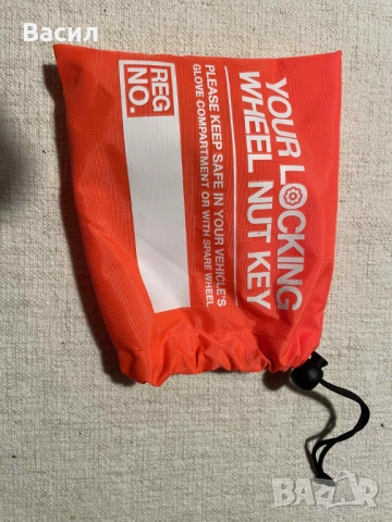 Оригинални секретни болтове за хюндай кона hyundai kona electric, снимка 2 - Аксесоари и консумативи - 52251191