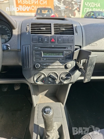 Продавам VW Polo 1.4 2007г, снимка 12 - Автомобили и джипове - 52310517