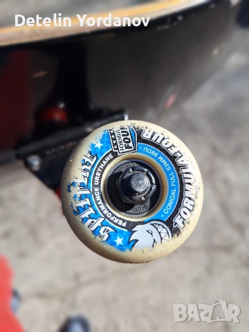 Скейтборд Globe 8.25 с гуми Spitfire, снимка 9 - Скейтборд, ховърборд, уейвборд - 53683063